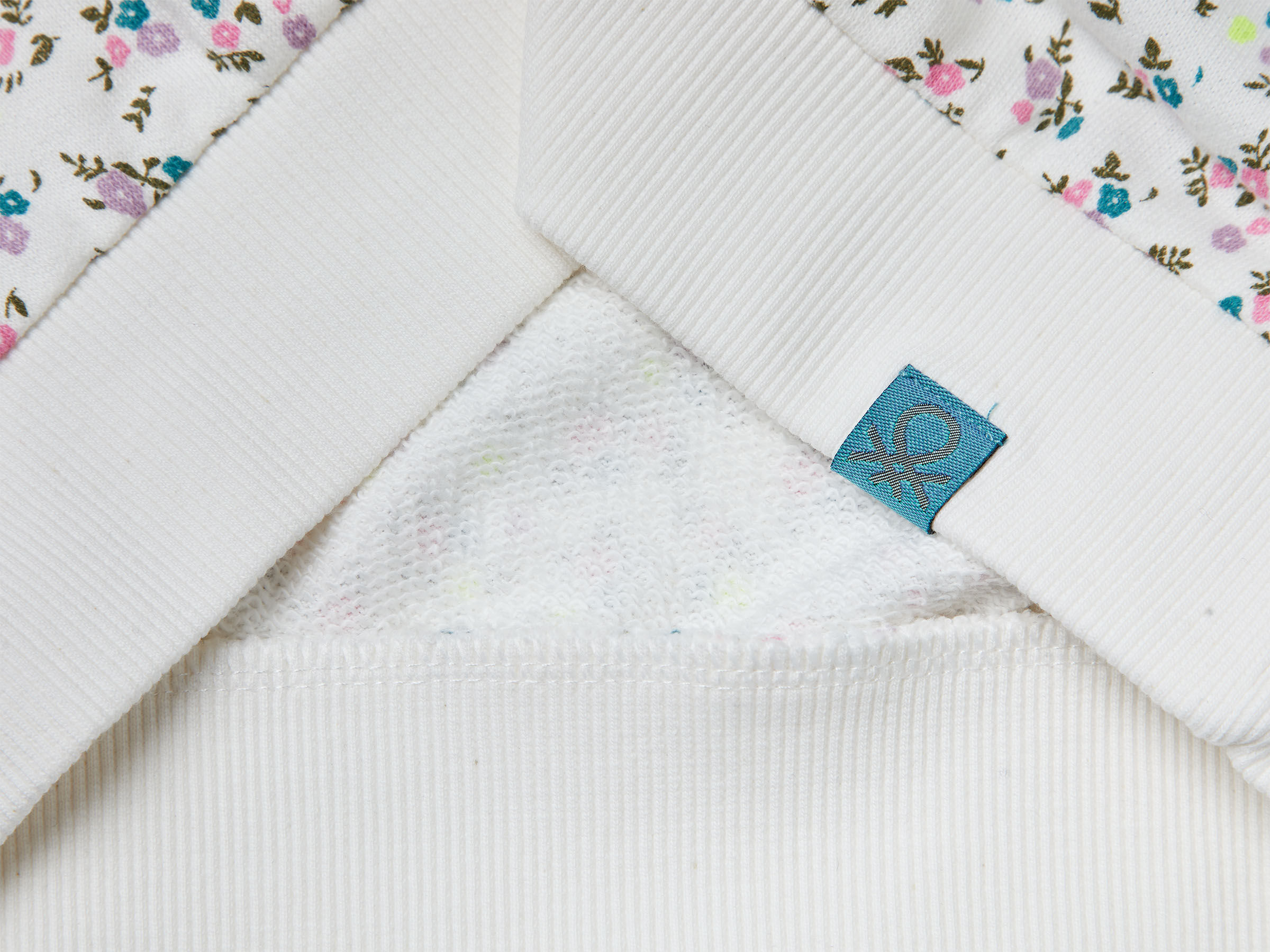 SET SWEATER+TROUSERS Junior Boy image number 4